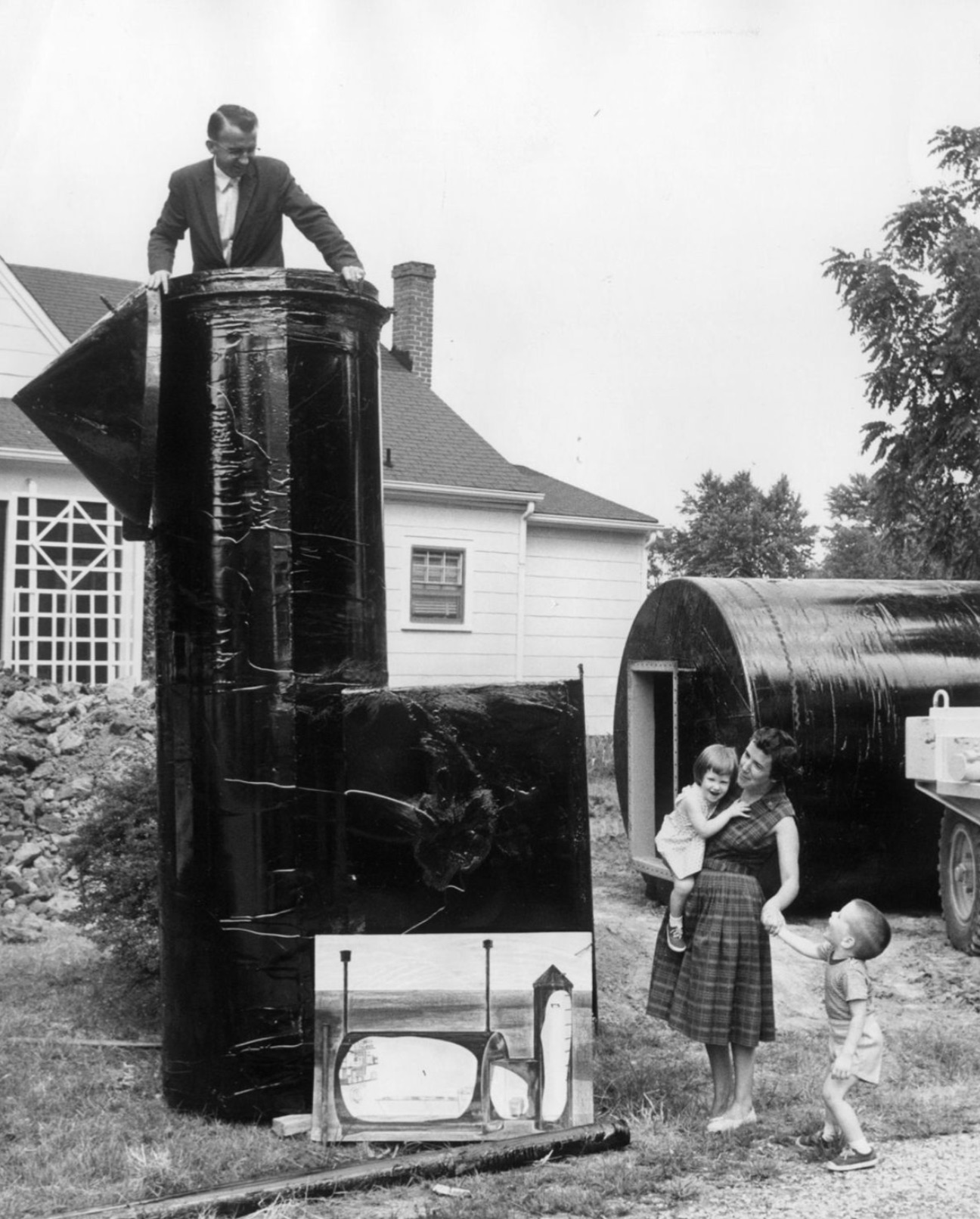 Delivery of the new bomb shelter, Richmond, VA, 1960 